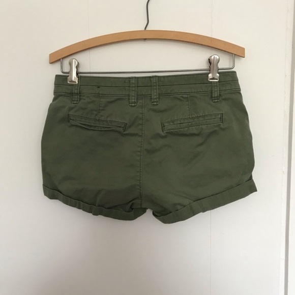 Abercrombie‎ & Fitch army green shorts 0 - Picture 2 of 3